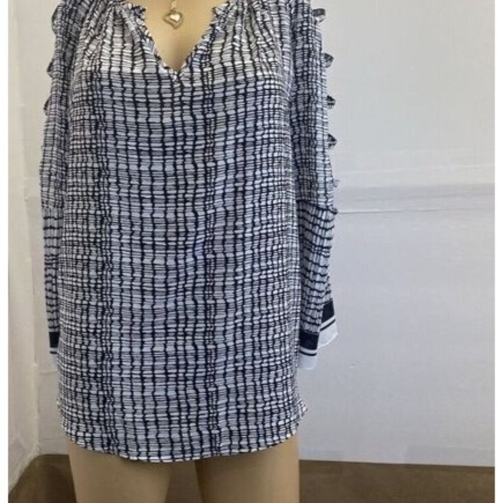 Top Blouse Women’s Size Large Black /white Long Sleeve Pre Owned